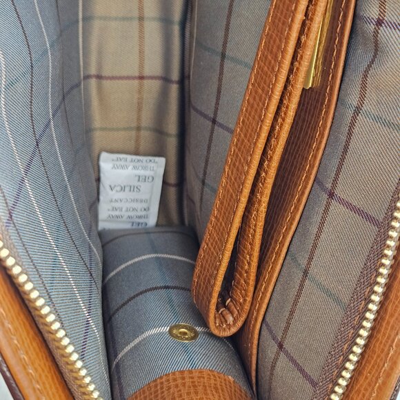 Burberry  Brown Leather Clutch - Picture 13 of 16